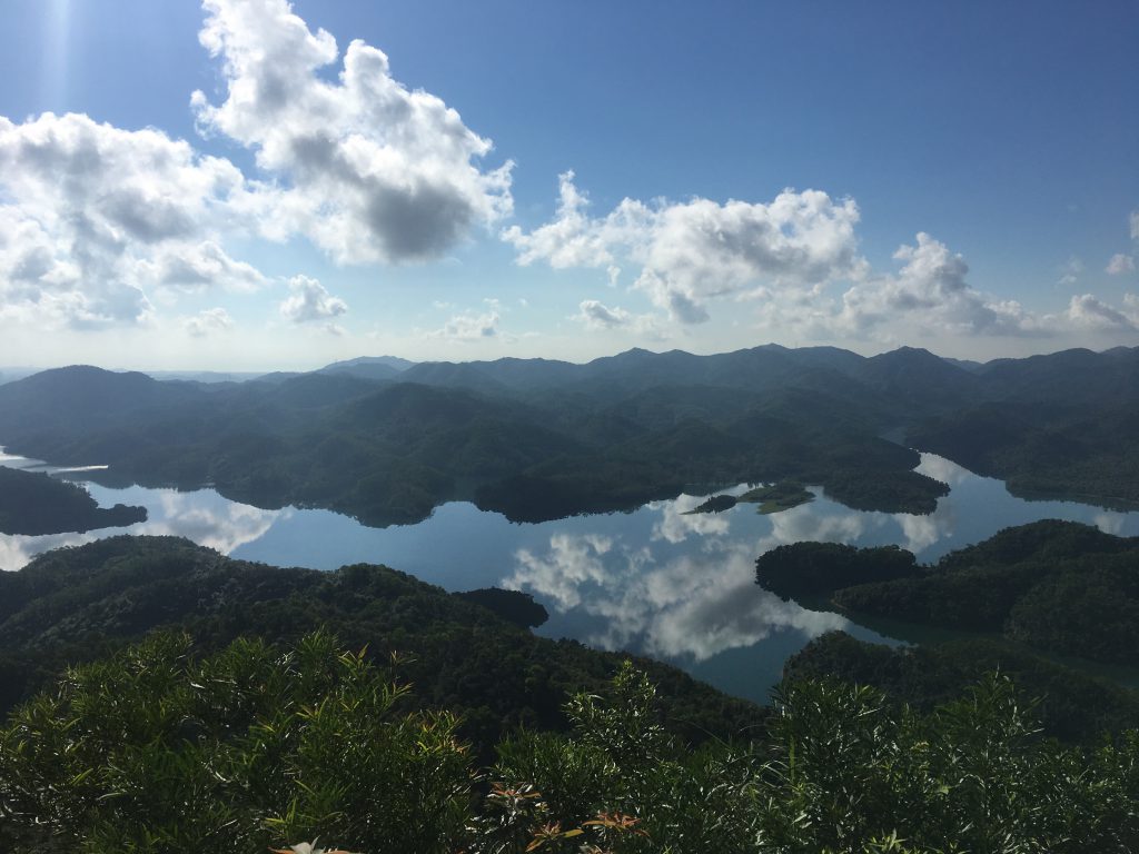 中山五桂山行山集訓，練習毅行者